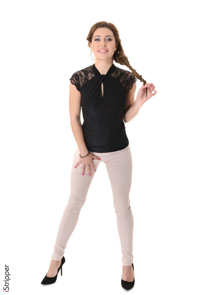 Злата, 25 лет, 2 размер груди